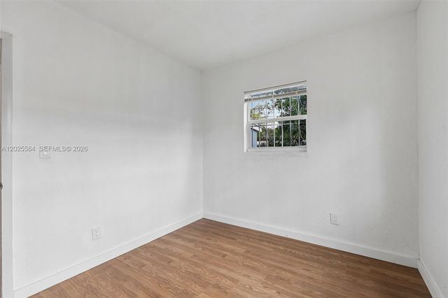 1045 NW 115th St, Miami, FL 33168