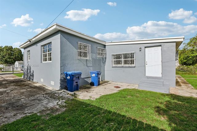 1045 NW 115th St, Miami, FL 33168