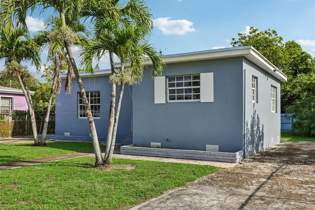 1045 NW 115th St, Miami, FL 33168