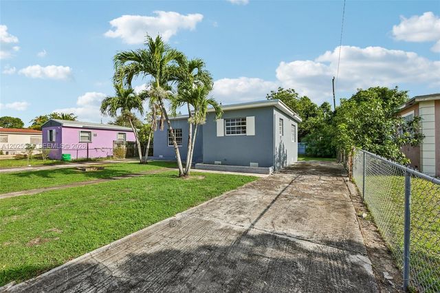 1045 NW 115th St, Miami, FL 33168