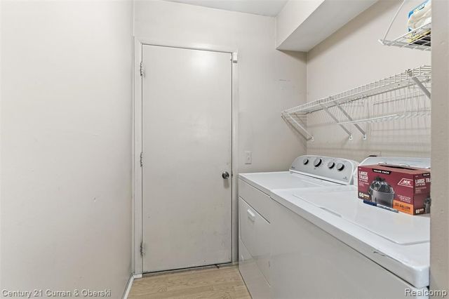 20207 Evergreen Meadows Road, Southfield, MI 48076