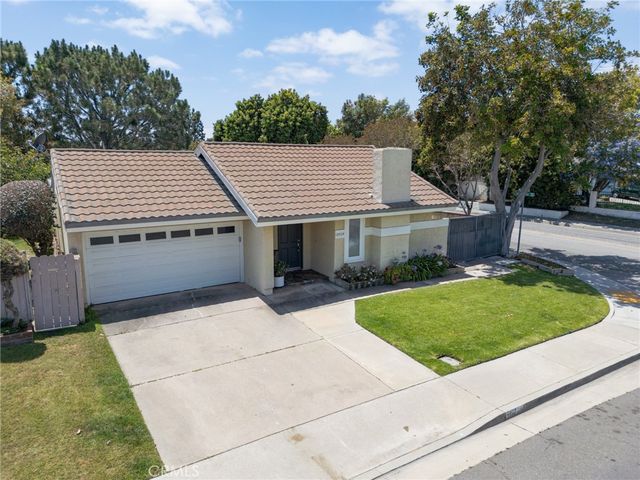 10724 El Rubi, Fountain Valley, CA 92708