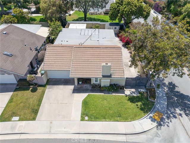 10724 El Rubi, Fountain Valley, CA 92708