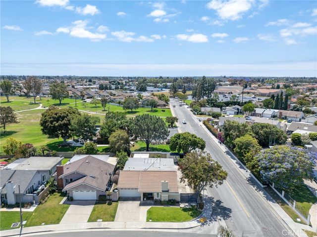 10724 El Rubi, Fountain Valley, CA 92708