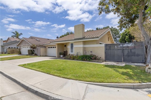 10724 El Rubi, Fountain Valley, CA 92708