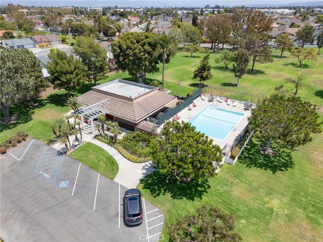 10724 El Rubi, Fountain Valley, CA 92708