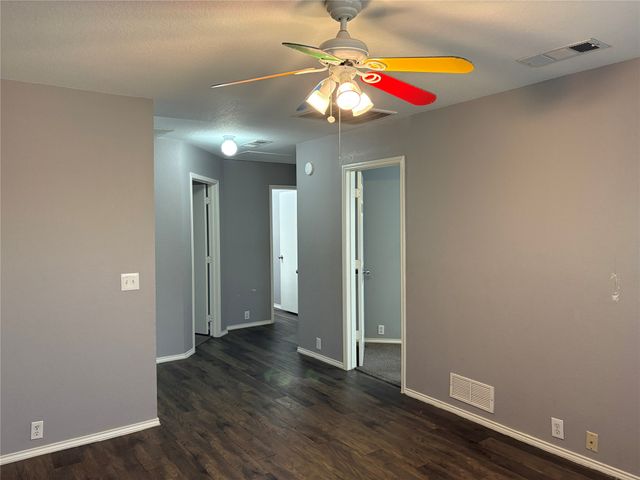 9011 King Ranch Drive, Cross Roads, TX 76227