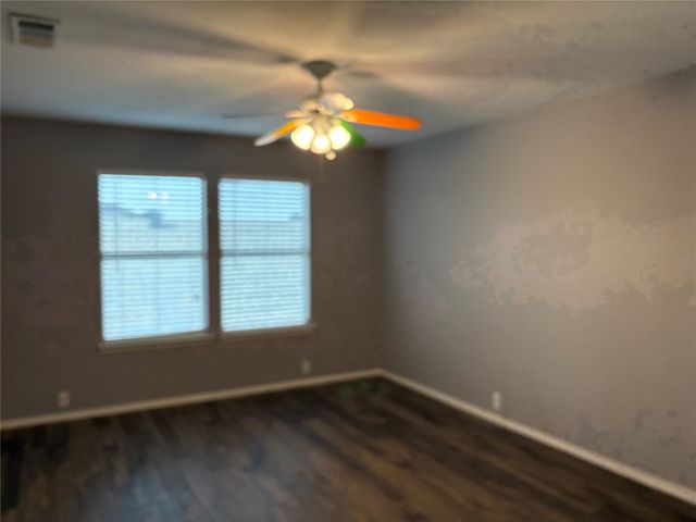 9011 King Ranch Drive, Cross Roads, TX 76227