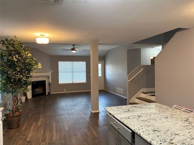 9011 King Ranch Drive, Cross Roads, TX 76227