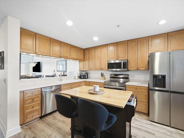 425 150TH AVENUE 2302, Madeira Beach, FL 33708