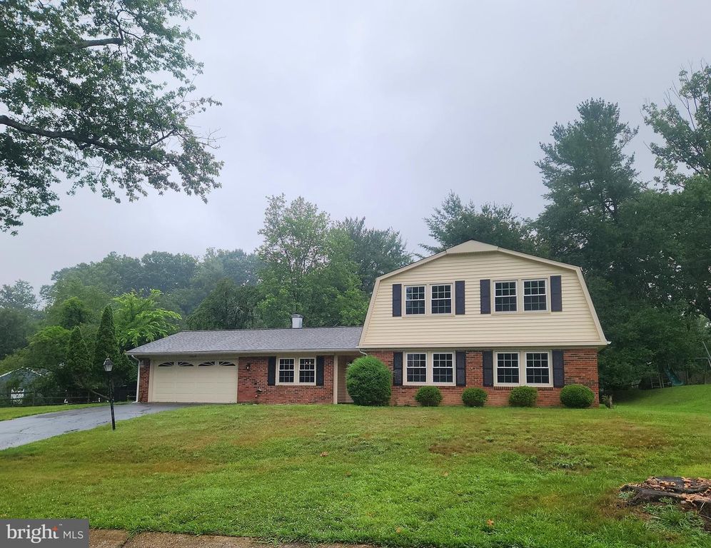 14008 BREEZE HILL LN, Silver Spring, MD 20906