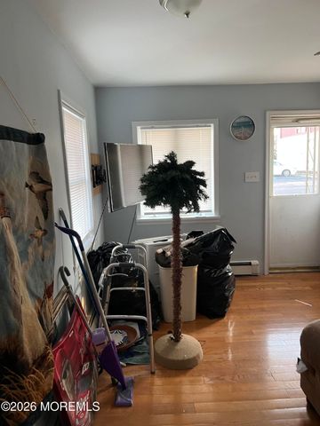 427 Sullivan Place, Union Beach, NJ 07735