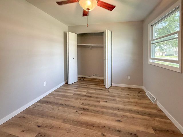 1235 E Sylvan Avenue, Appleton, WI 54915