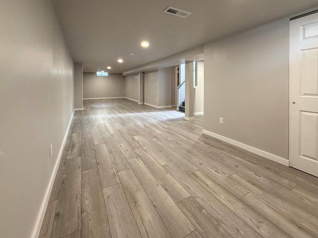 1235 E Sylvan Avenue, Appleton, WI 54915