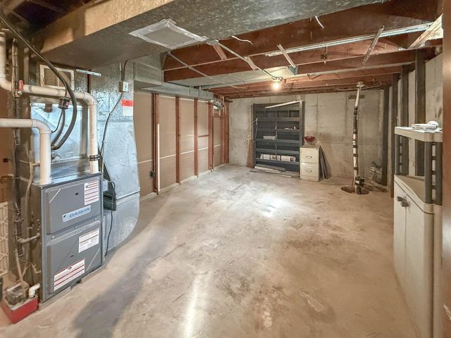 1235 E Sylvan Avenue, Appleton, WI 54915