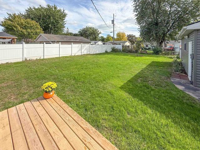 1235 E Sylvan Avenue, Appleton, WI 54915
