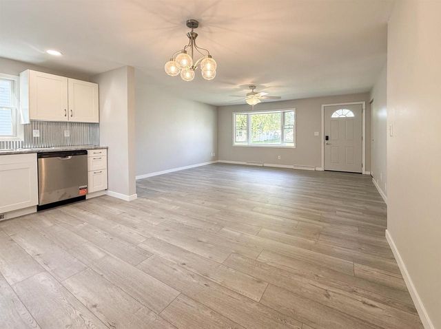 1235 E Sylvan Avenue, Appleton, WI 54915