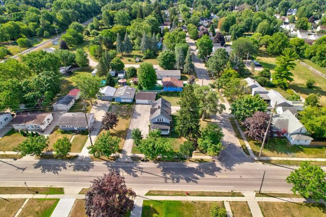 502 Borton Avenue, Essexville, MI 48732