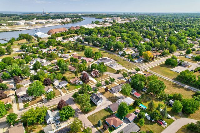 502 Borton Avenue, Essexville, MI 48732