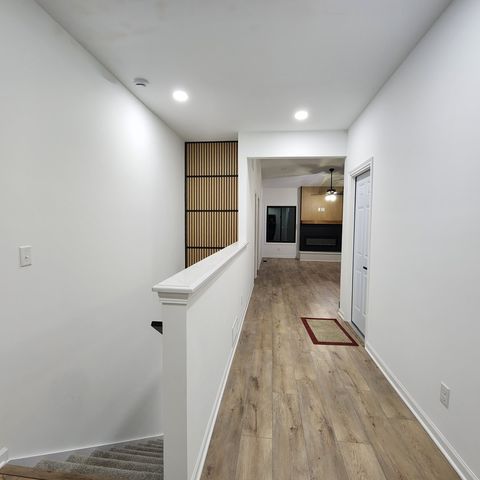 422 View Street, Ottawa, IL 61350