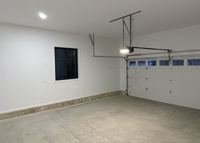 422 View Street, Ottawa, IL 61350