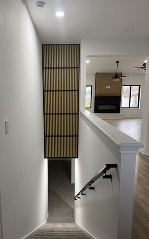 422 View Street, Ottawa, IL 61350