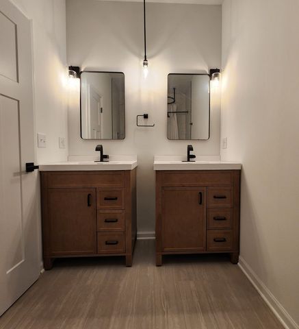 422 View Street, Ottawa, IL 61350