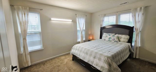 4525 Golden Eagle Court, Zionsville, IN 46077