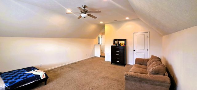 4525 Golden Eagle Court, Zionsville, IN 46077