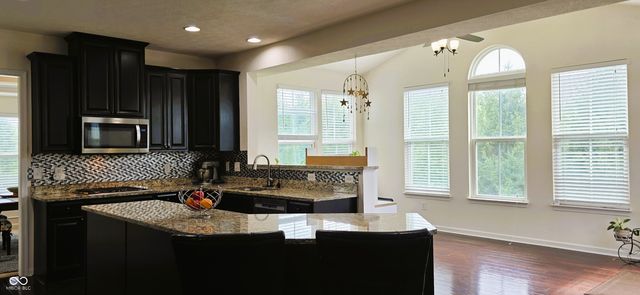4525 Golden Eagle Court, Zionsville, IN 46077