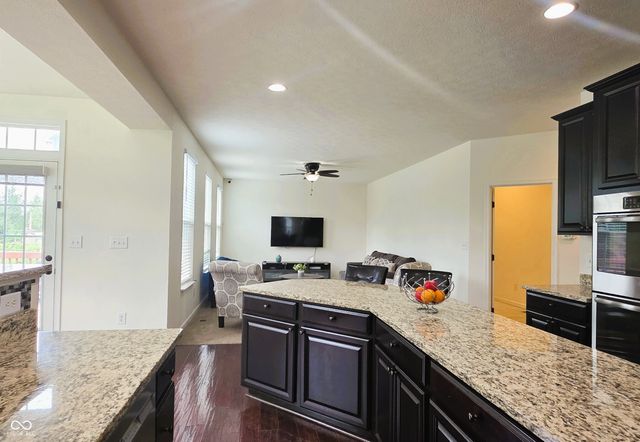 4525 Golden Eagle Court, Zionsville, IN 46077