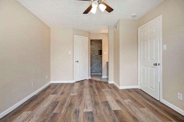 18800 Egret Bay Boulevard 306, Webster, TX 77058