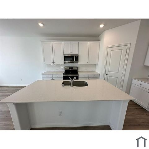 336 Wentworth Drive, Fate, TX 75189