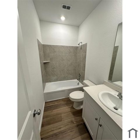 336 Wentworth Drive, Fate, TX 75189