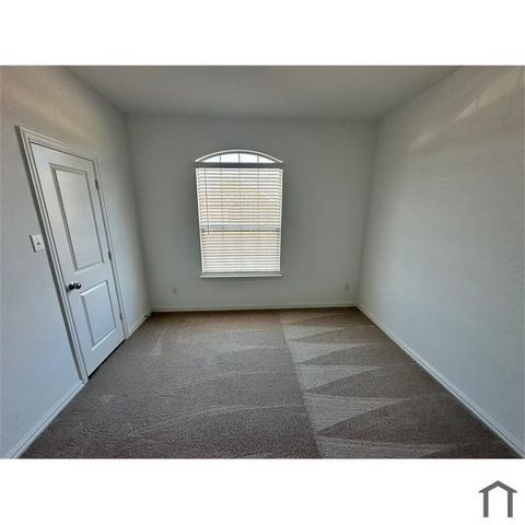 336 Wentworth Drive, Fate, TX 75189