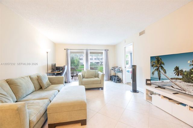 7120 S Devon Drive 110, Tamarac, FL 33321
