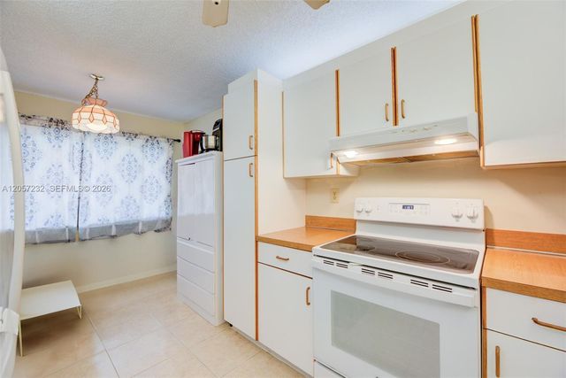 7120 S Devon Drive 110, Tamarac, FL 33321
