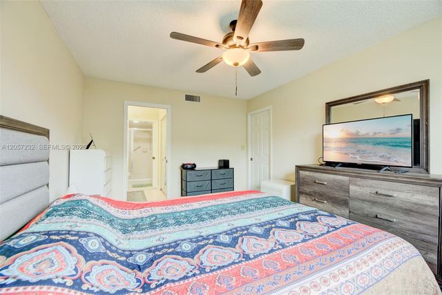 7120 S Devon Drive 110, Tamarac, FL 33321