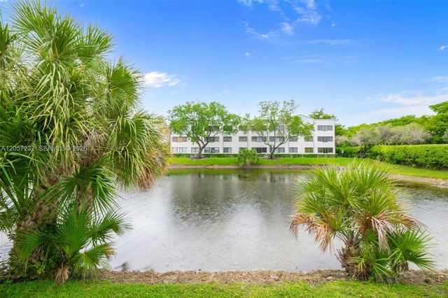 7120 S Devon Drive 110, Tamarac, FL 33321