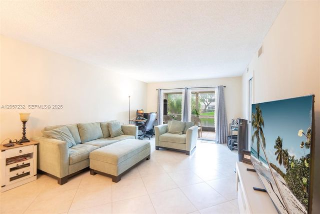 7120 S Devon Drive 110, Tamarac, FL 33321