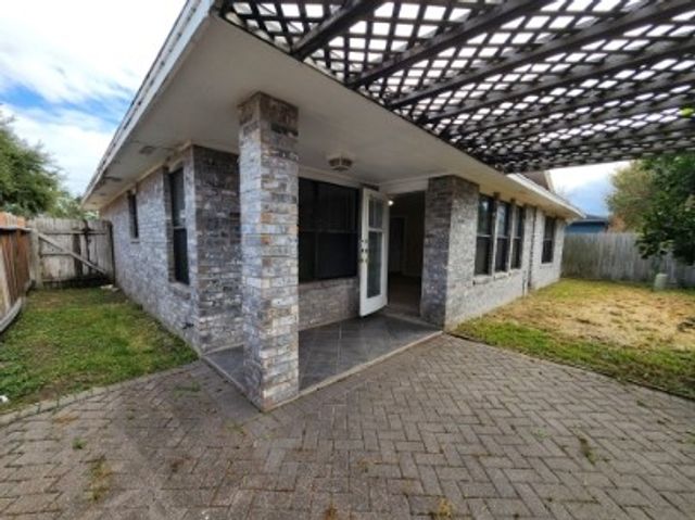 7933 Wolverine, Corpus Christi, TX 78414