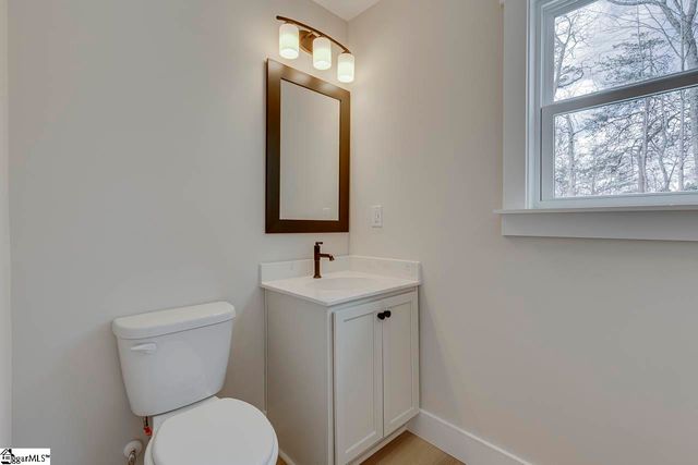 320 Jones Kelley Road, Travelers Rest, SC 29690