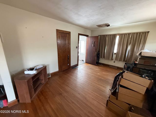 4352 Packard Road, Toledo, OH 43612