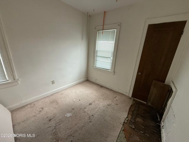 4352 Packard Road, Toledo, OH 43612