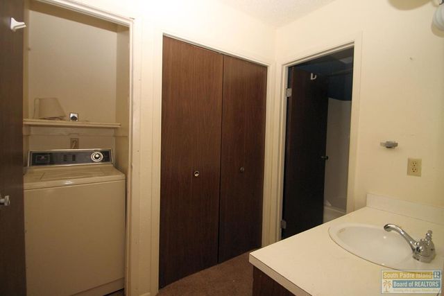 110 Morelos Ave., Rancho Viejo, TX 78575