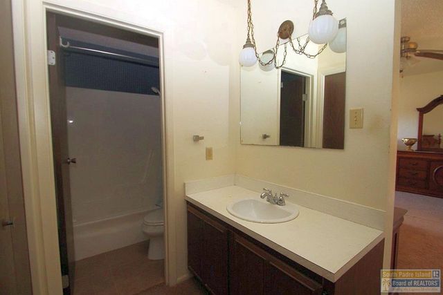 110 Morelos Ave., Rancho Viejo, TX 78575