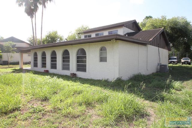 110 Morelos Ave., Rancho Viejo, TX 78575