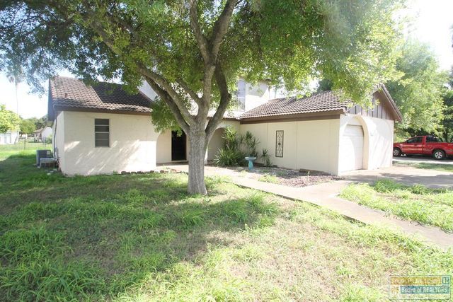 110 Morelos Ave., Rancho Viejo, TX 78575