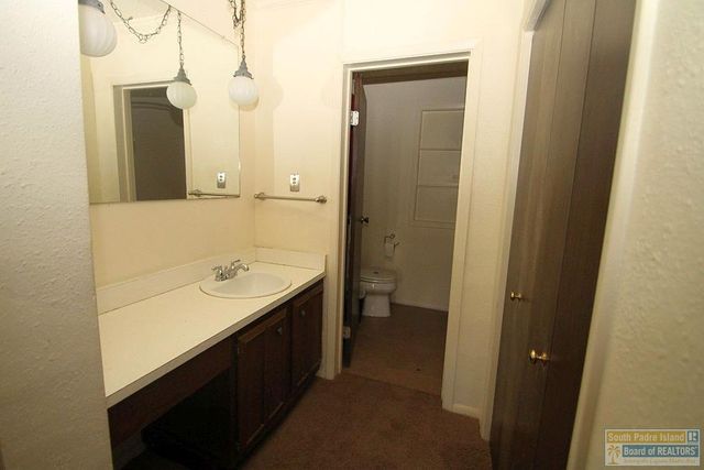 110 Morelos Ave., Rancho Viejo, TX 78575