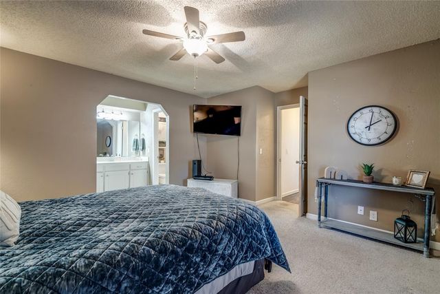 325 Choctaw Place, Yukon, OK 73099